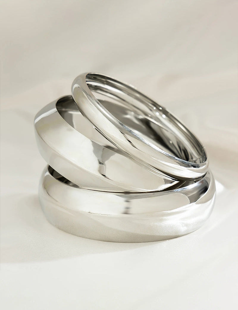 Kolmen rannekorun setti