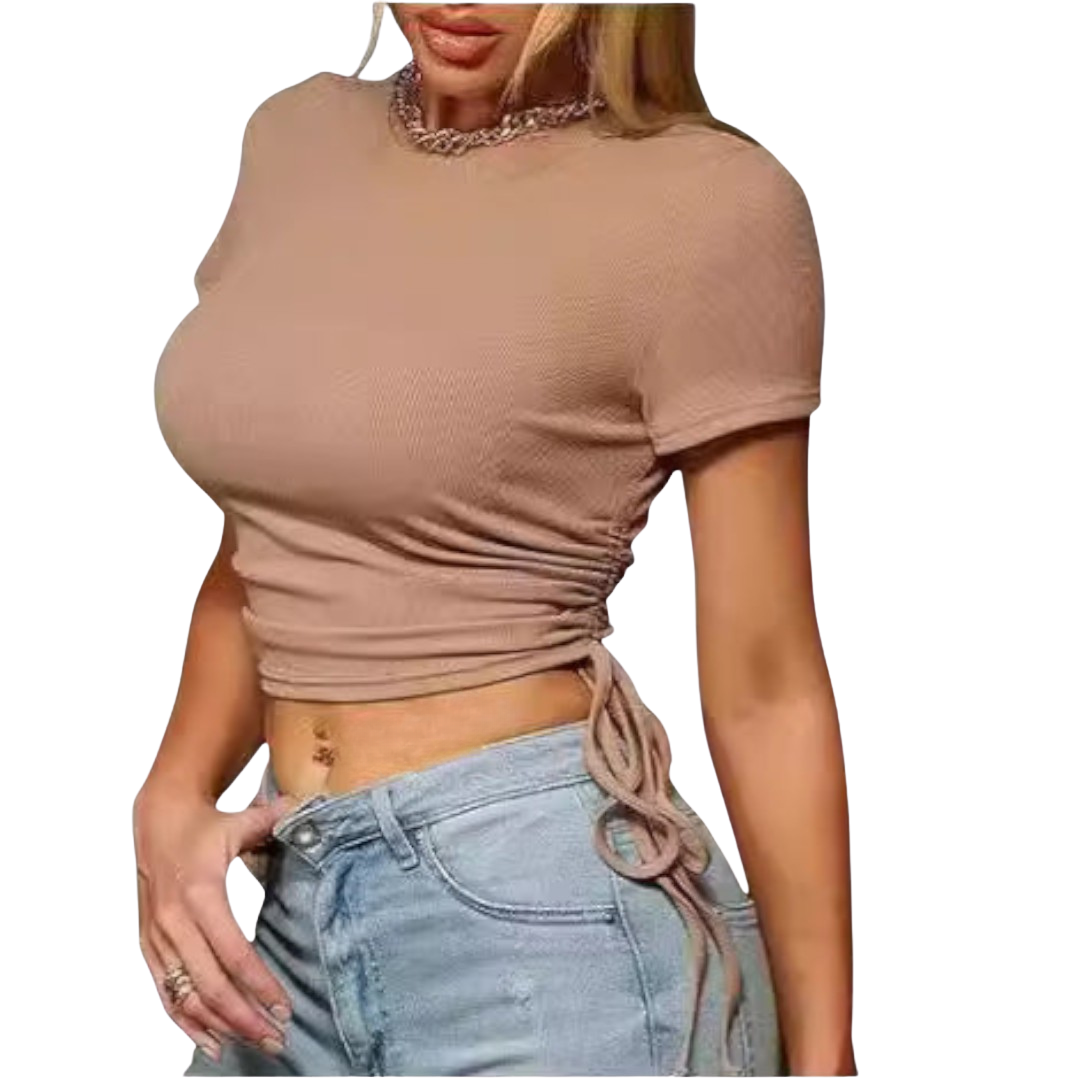 Heta - lyhythihainen naisten paita sivunauhoilla ja rypytyksillä