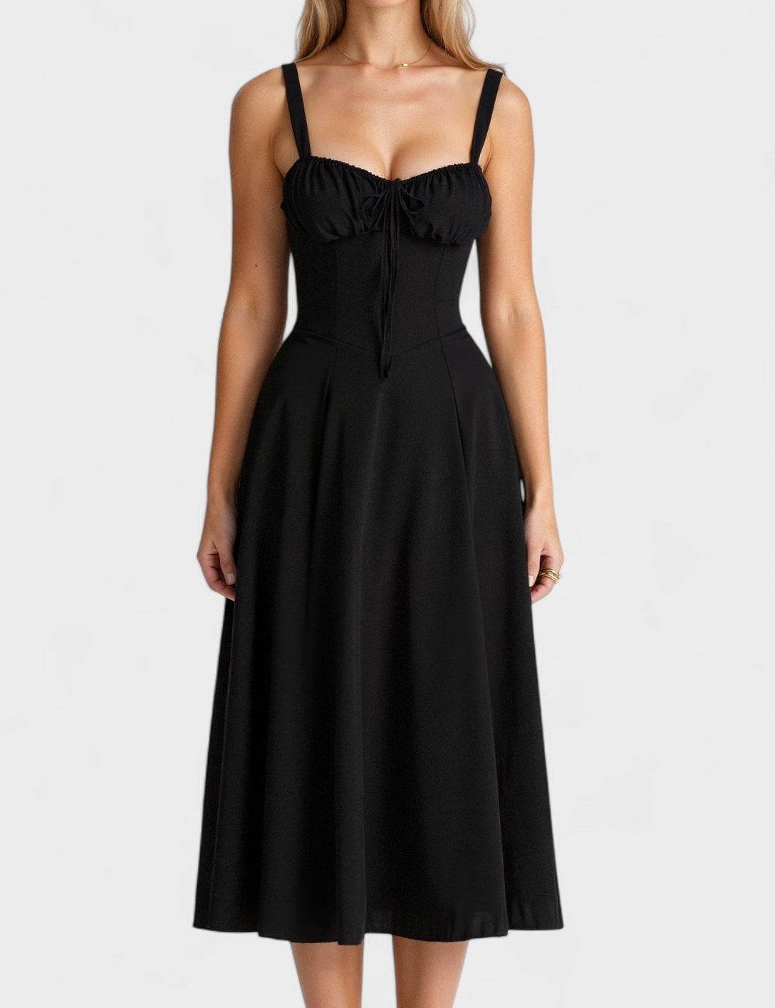 Amanda - Kukkamekko istuvalla yläosalla