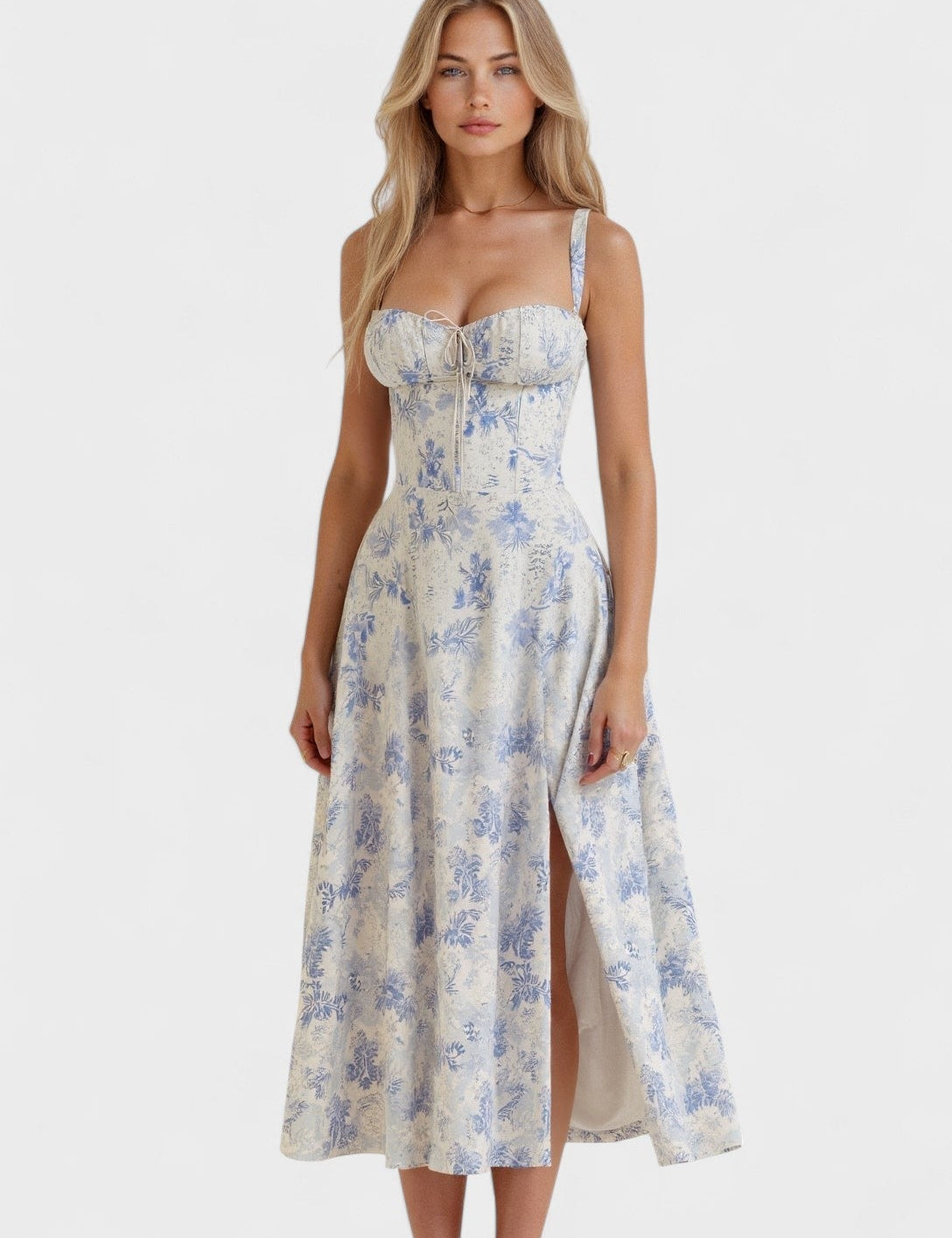 Amanda - Kukkamekko istuvalla yläosalla